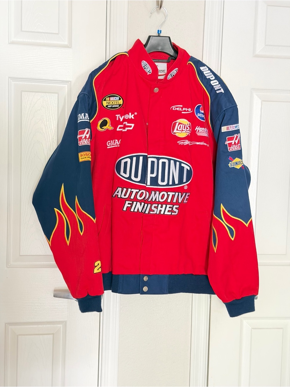 Chase Authentics Jeff Gordon DuPont Automotive Finishes NASCAR Racing Jacket